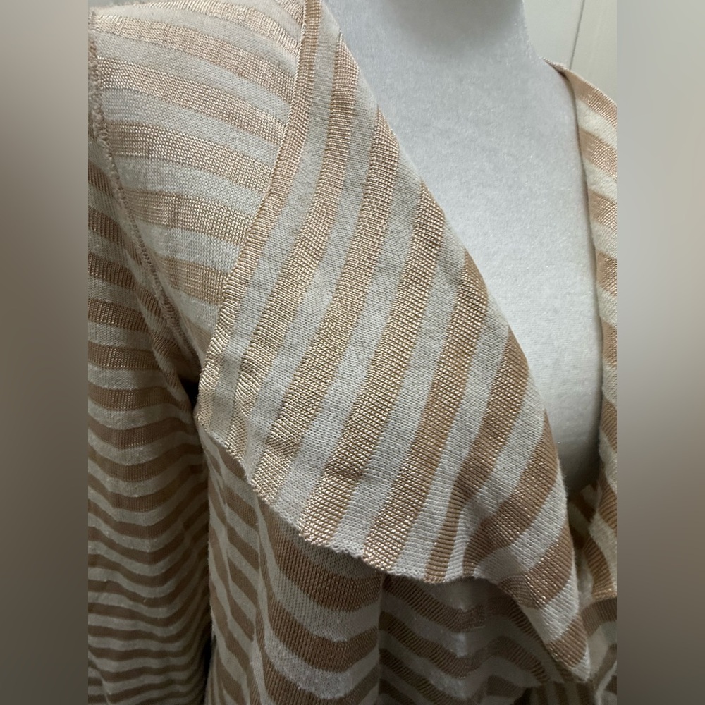 Emporio Armani. Beige Striped Open Cardigan. Size 6. - Picture 4 of 11